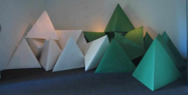 portable cairn sculpture photo tetrahedron tetrahedra landscape